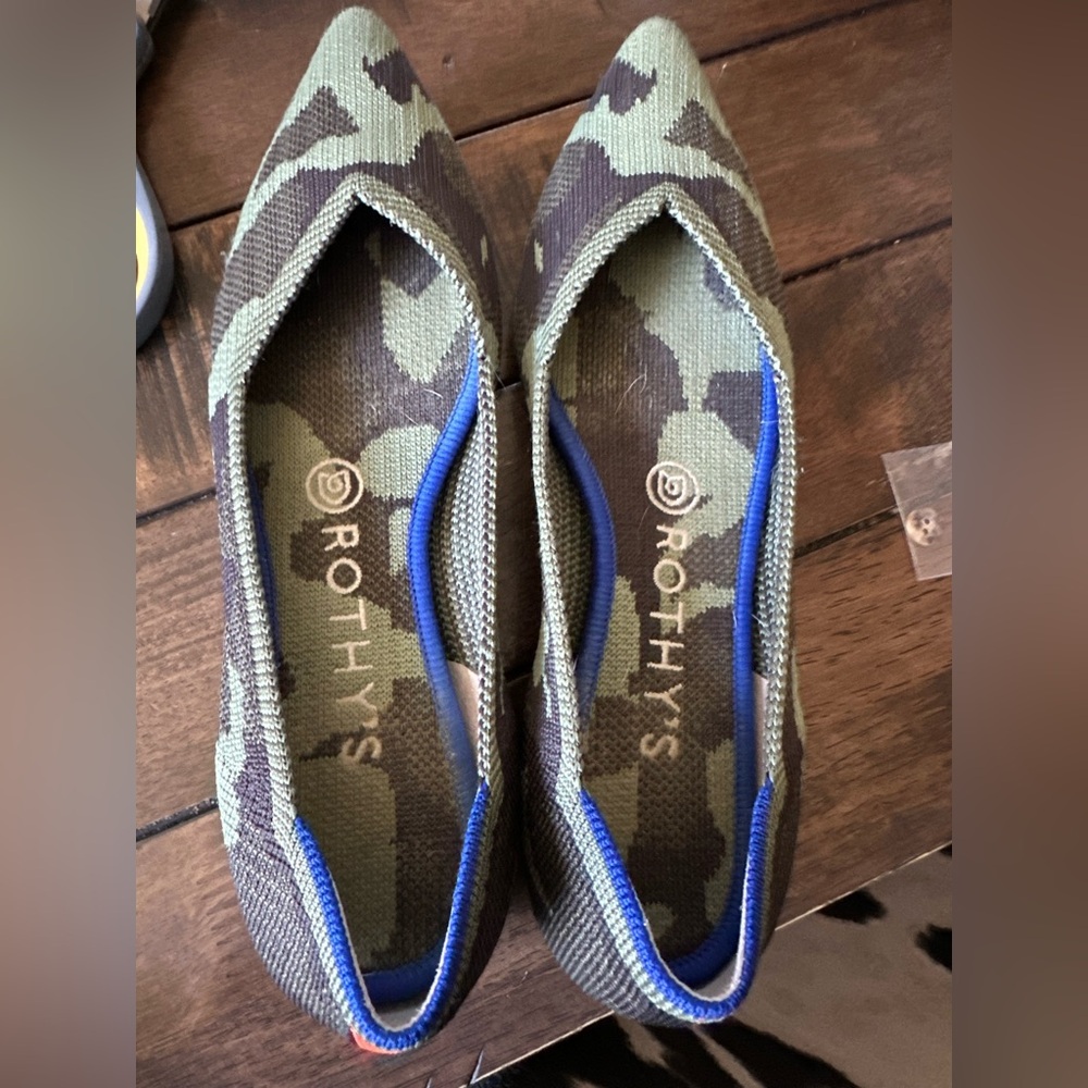 Rothy's Green and Brown Camouflage Flats w7